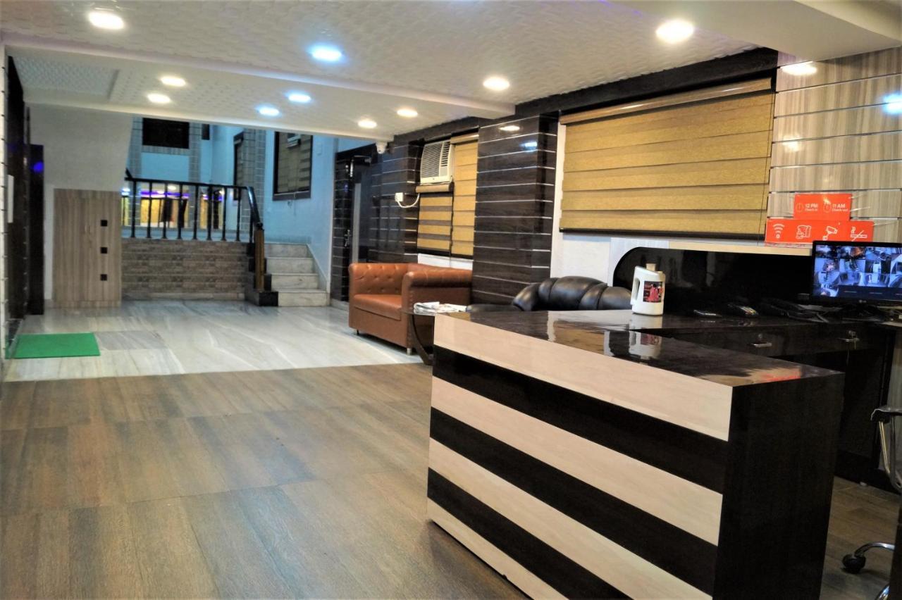 Dora House Hotel Kolkata Ngoại thất bức ảnh